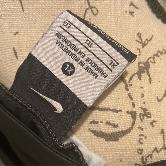 Nike Oversized Fleece - Picture 3 of 5